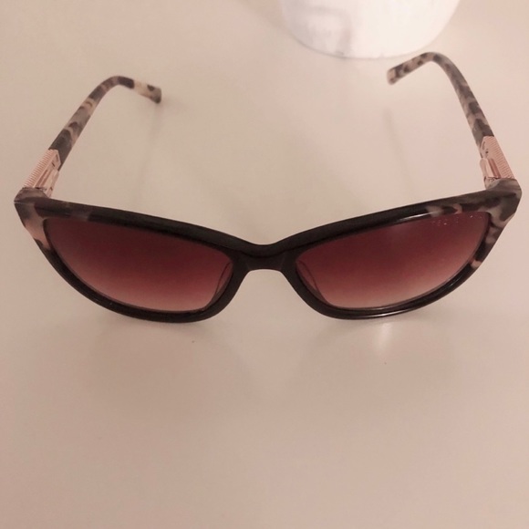 Ted Baker Accessories - Ted Baker Sunglasses with Case